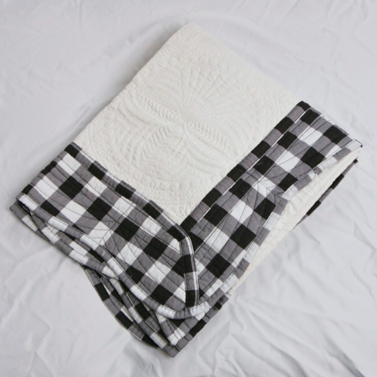 Black & White Buffalo Check Quilt